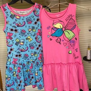 Two girls Nickelodeon dresses used good conditions